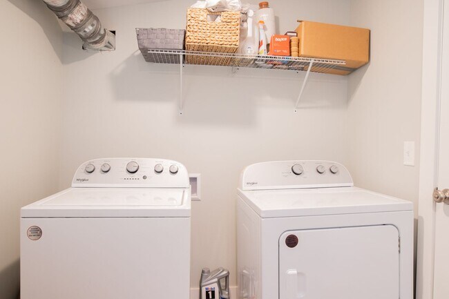 Photo - 800 Bridge St NW Unidad Bridge