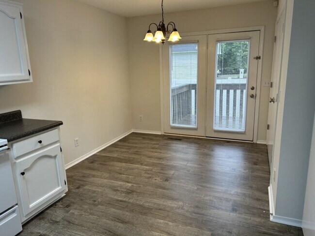 Photo - 2 Bed, 2 Bath Apartment for Rent Close to TTU Unidad F