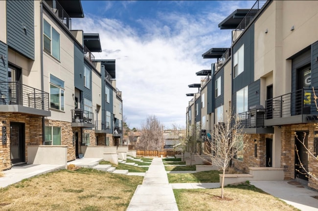 Photo - 5743 W 17th Ave