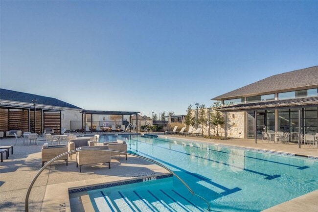 Photo - 651 North Watters Road Unidad 3300