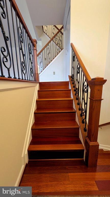 Photo - 33 Badger Gate Ct