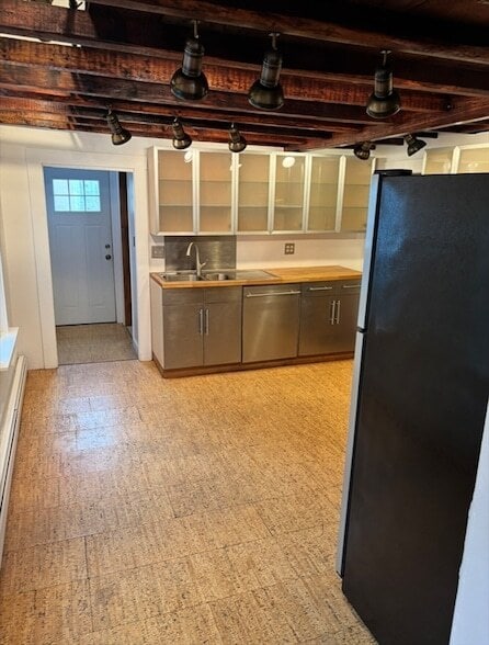 Photo - 18 Tremont St Unit 2