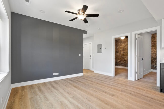 Photo - 1552 W Juneway Terrace