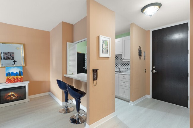 Photo - 535 N Michigan Ave Unit 1710