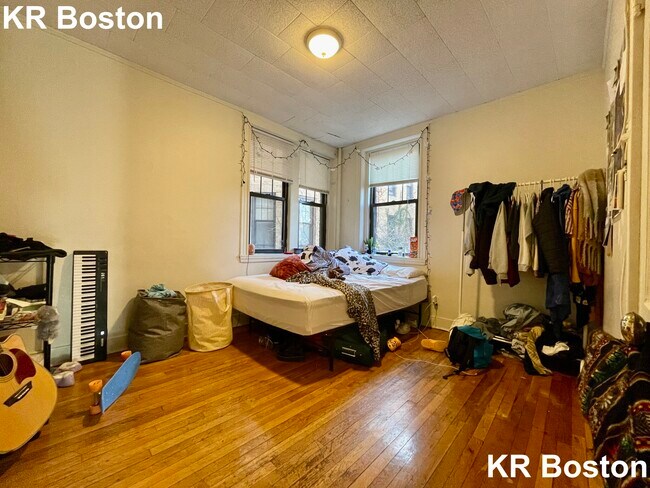 Photo - 51 Queensberry St Unit 2