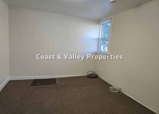 Photo - 570-572 5th St Unidad 572 5th Street, Hollister, CA 95023