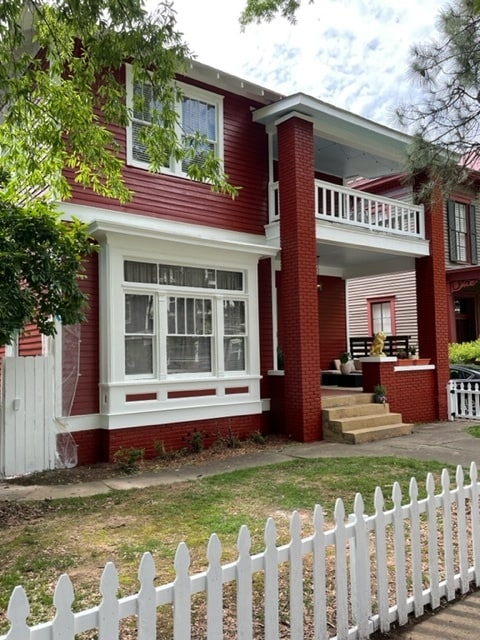 Photo - 916 Scott St