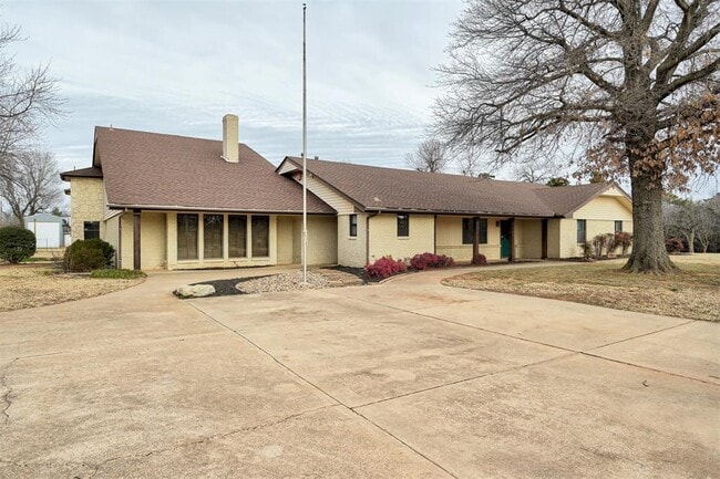 Photo - 1839 E Pleasantview Ln