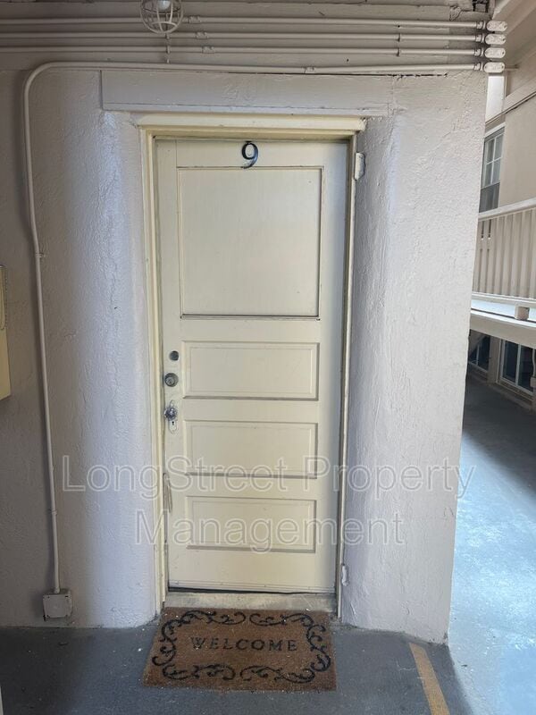 Photo - 205 NW Kings Blvd Unit 9