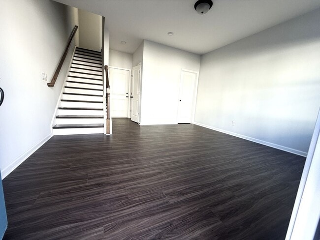 Photo - 1420 Creekside Cir NW