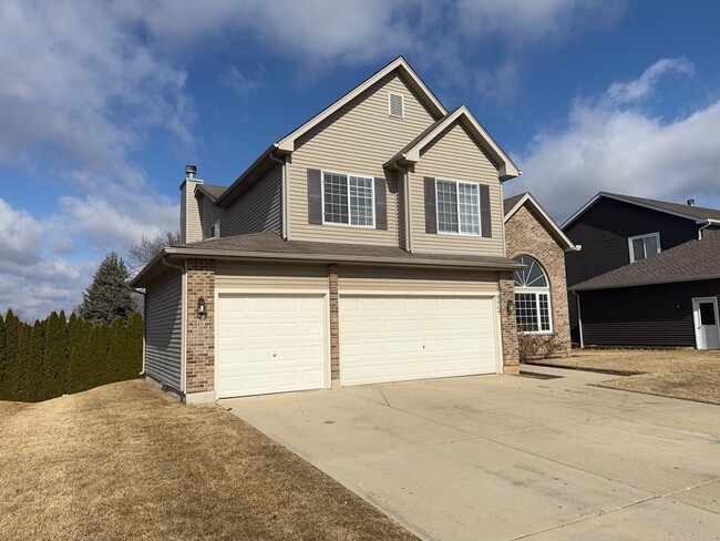 5404 Glenbrook Trail