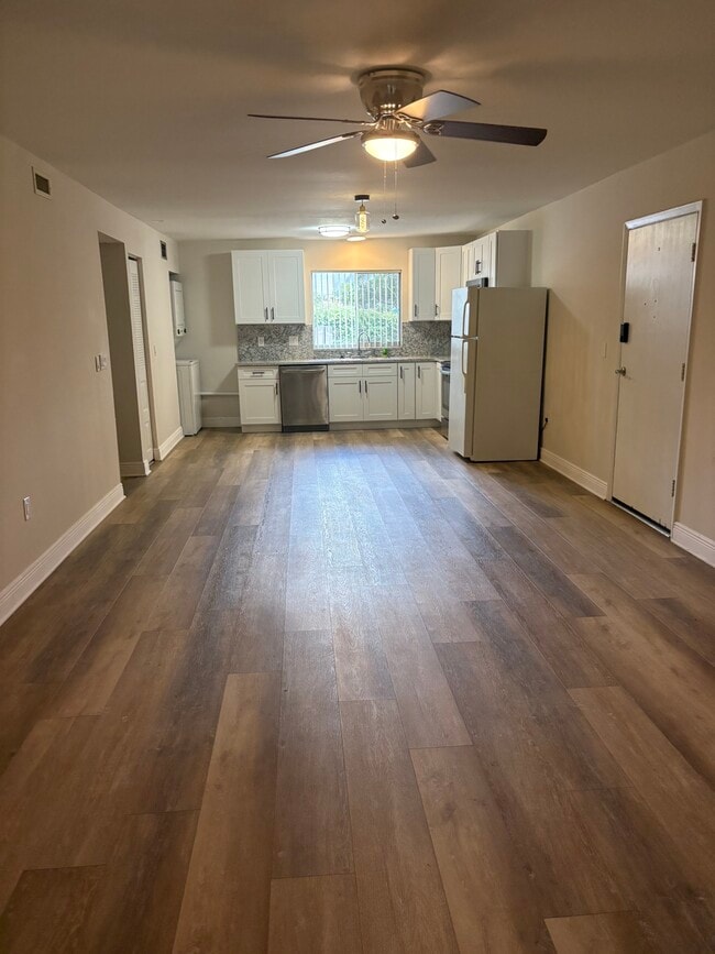 Photo - 3802 N Lake Dr Unit 20