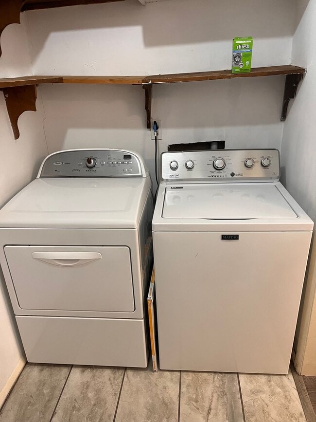 Photo - 3 bedroom, 2 bath bungalow on huge lot. Co...