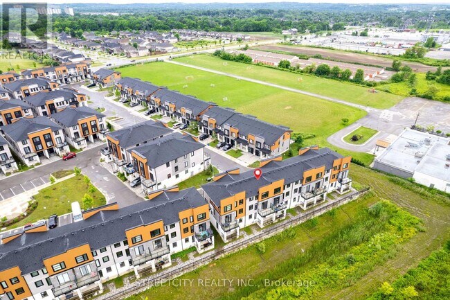 Photo - 964 W Village Square