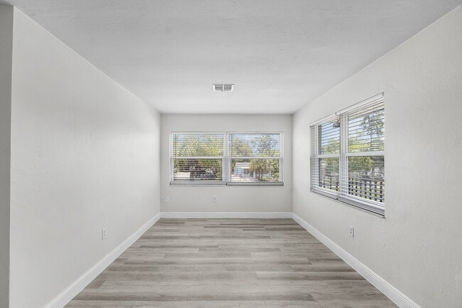 Paradise Palms Portfolio LLC