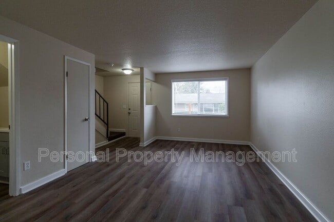Photo - 1327 Z St