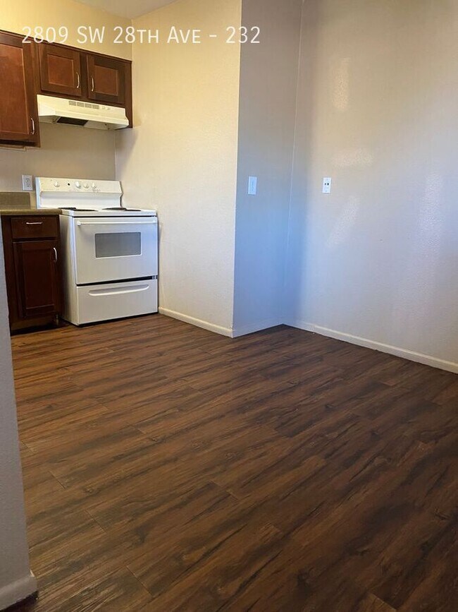 Photo - 2809 SW 28th Ave Unit 232