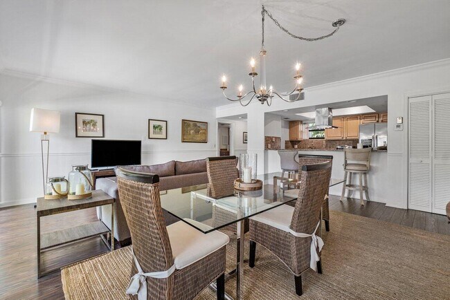Photo - 11863 Wimbledon Cir Condo Unit 433