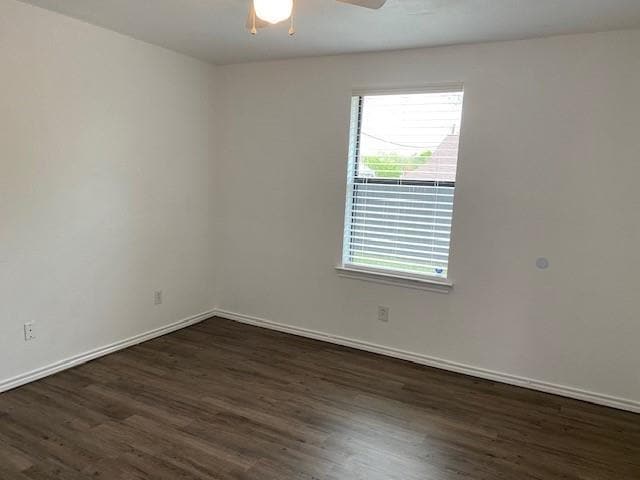Photo - 203 W Willow St