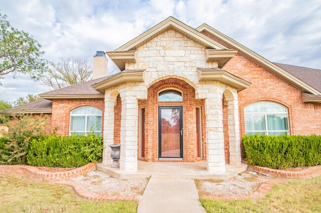 Photo - 5402 158th St