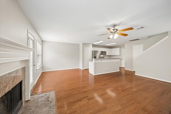 Photo - 39 Butterfly Branch Pl