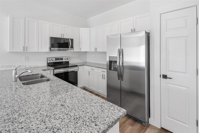 Photo - 4417 28th St SW Unit 4417