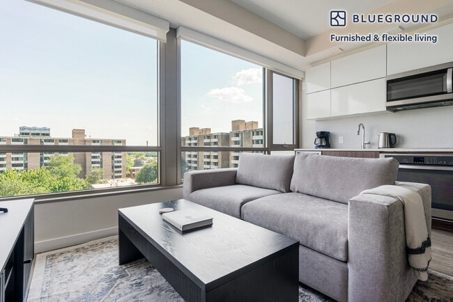 Building Photo - 301 M St SW Rental