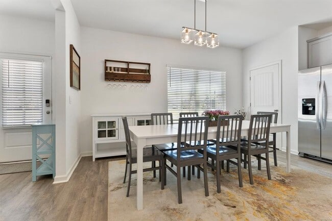 Photo - 6321 Town Ln