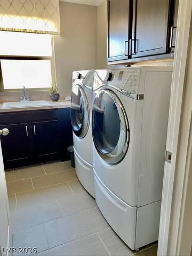 Photo - 6845 Black Ash St