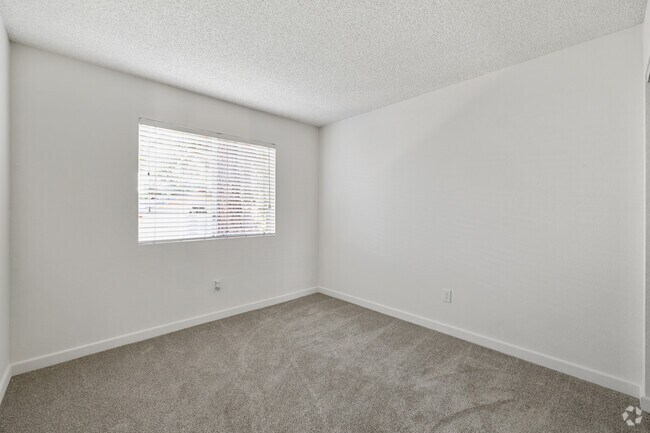2BR, 1BA - 825SF - Second Bedroom