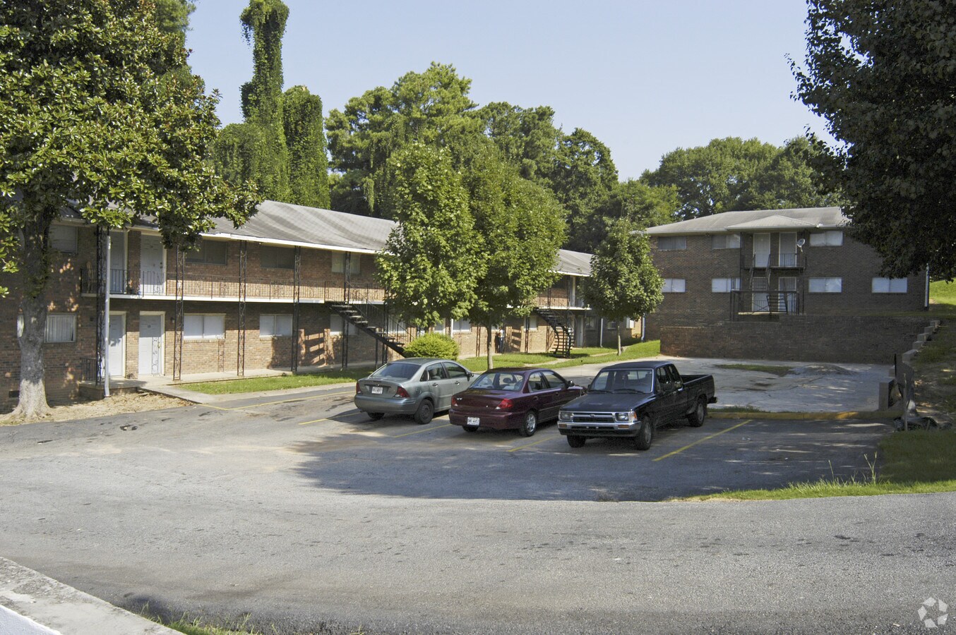 Kings Point - Kings Point Apartments