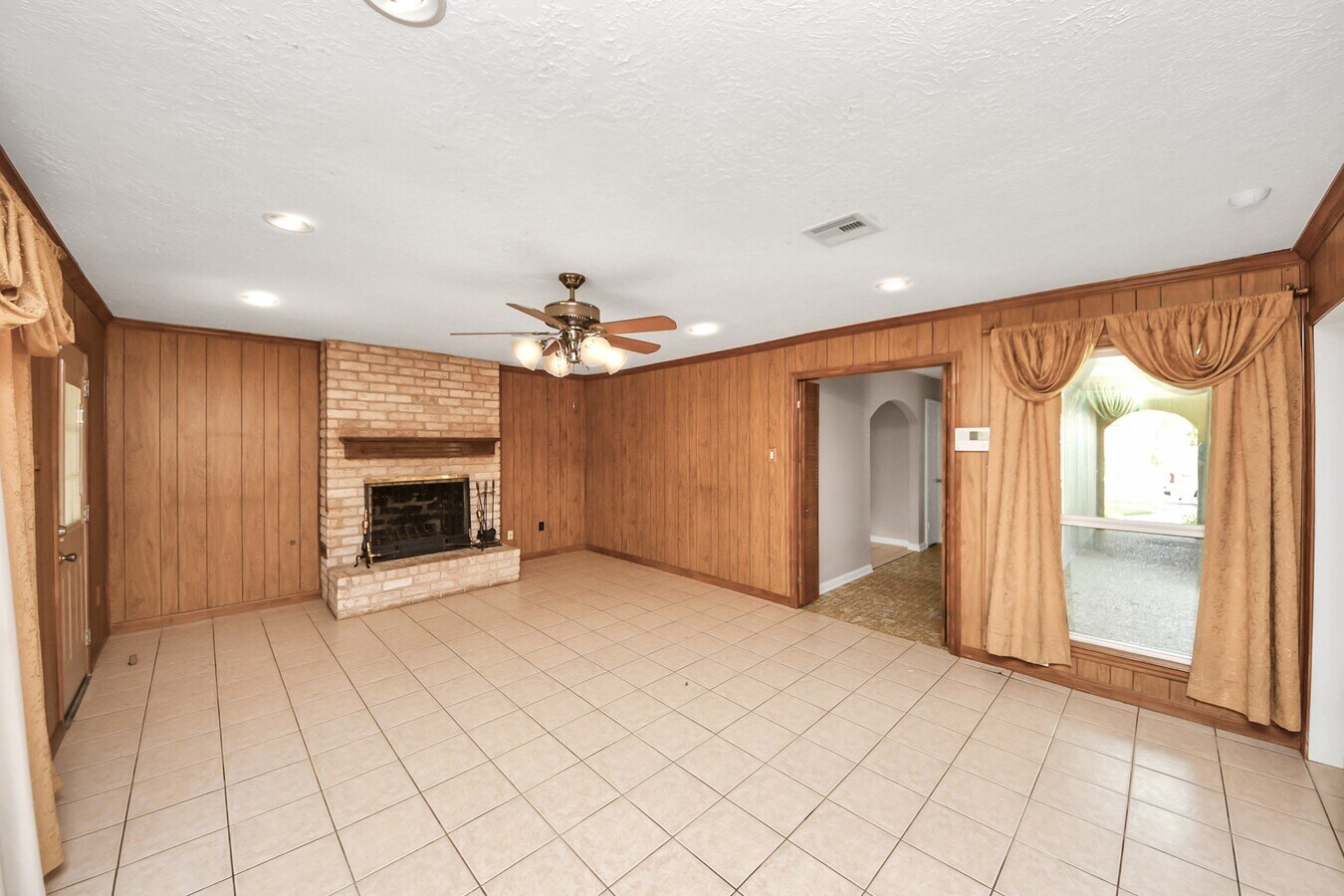 Photo - 14115 Wickersham Ln