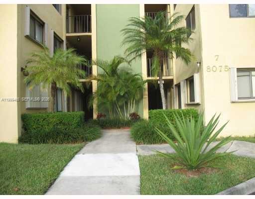 Photo - 8075 SW 107th Ave Unit 305