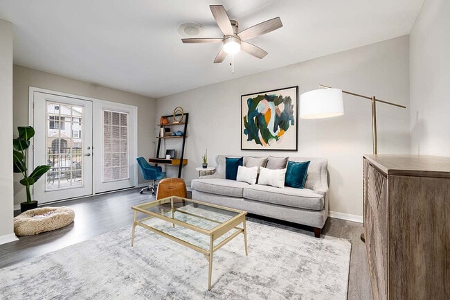 403 West apartments — community photo