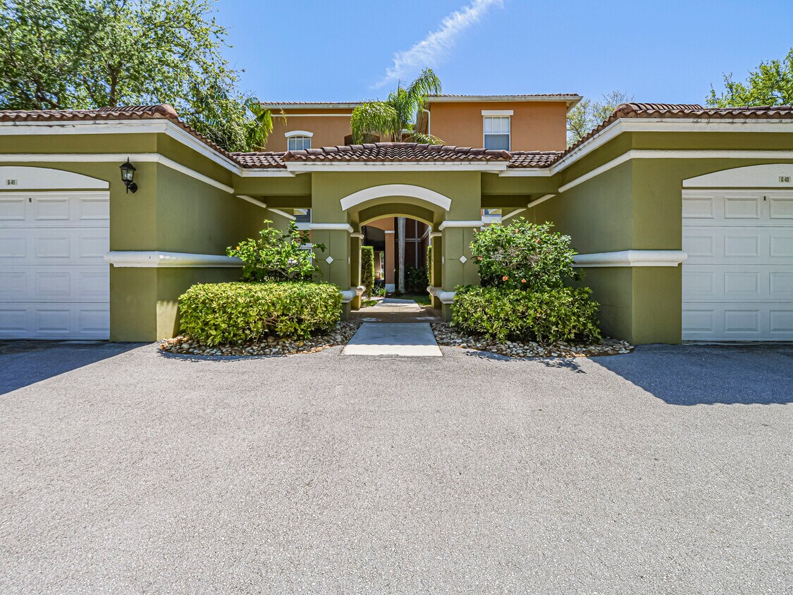 Photo - 5080 Fairways Cir (Vero Beach, FL)