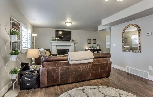 Photo - Charming 3-Bedroom Home with Fenced Yard, & Modern Comforts in Prime Pleasant Grove Location