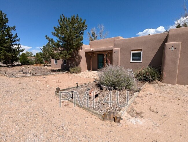 117 Carey Rd Unit B