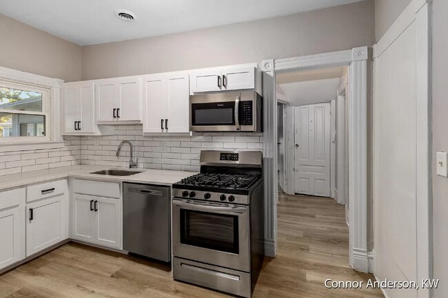 Photo - 640 Prospect Ave SE Unit 2