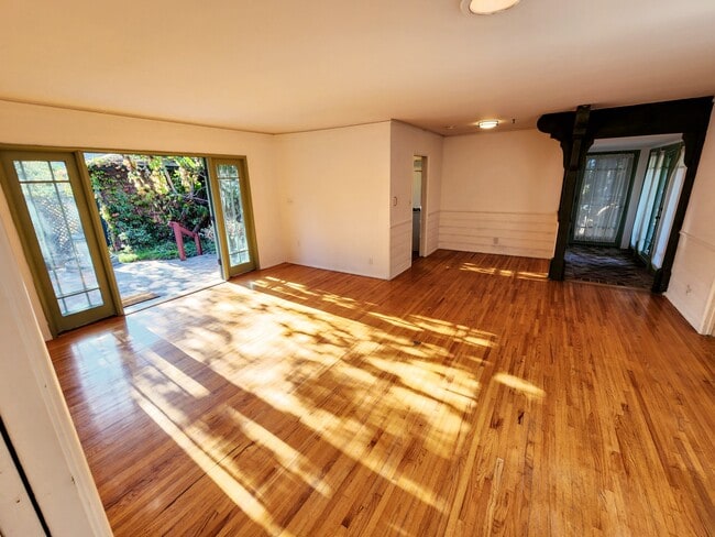 Photo - 12914 Rose Ave