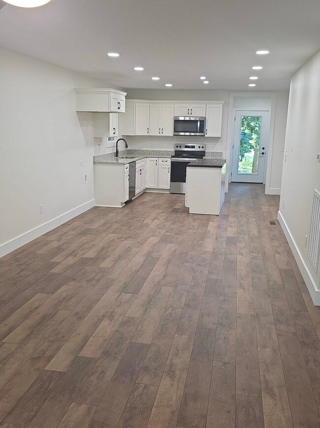 Photo - Brand-New 3-Bedroom Home with Office in Doyle, TN