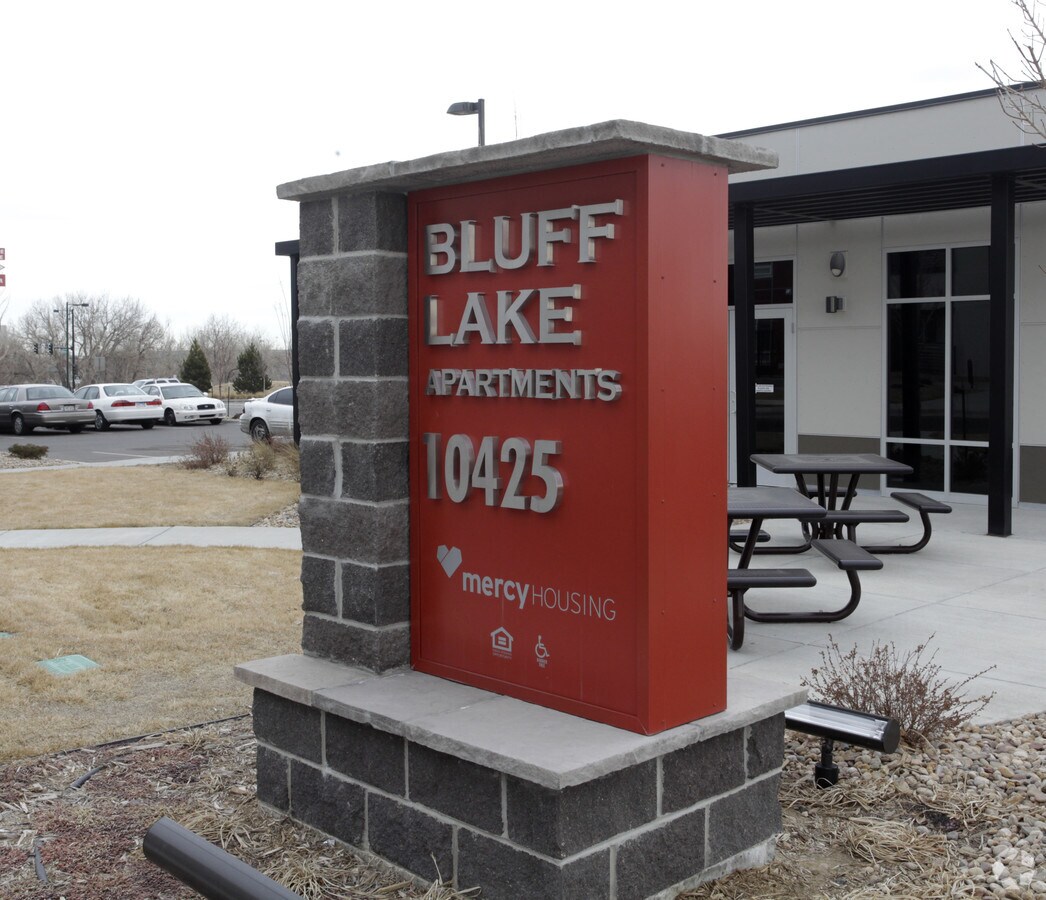 Photo - Bluff Lake Apartments
