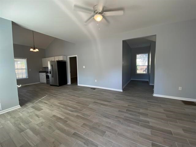 Photo - 1074 S Barksdale St Unidad 1074