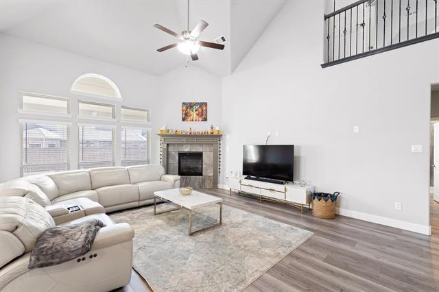 Photo - 1412 Summer Ln