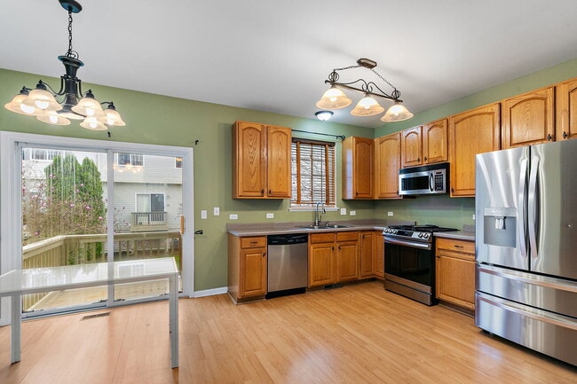 Photo - 253 Evergreen Cir