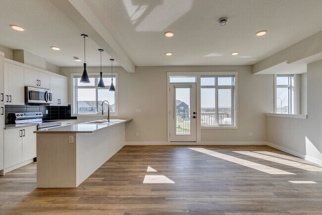 Photo - The Towns at Rangeview