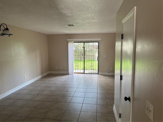 Photo - 135 Jones Ln