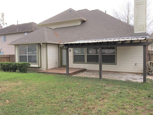 Photo - 2214 Valley View Crossing