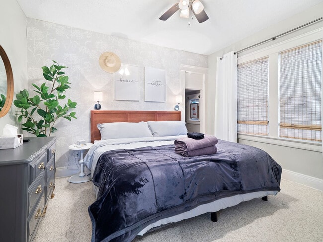 1289 W 102nd St Unit SI ID1593941P