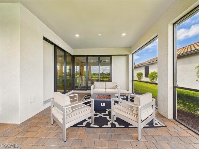 Photo - 19563 Utopia Ln