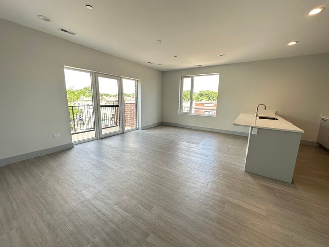 Photo - 6355 N Glenwood Ave Unidad 4N